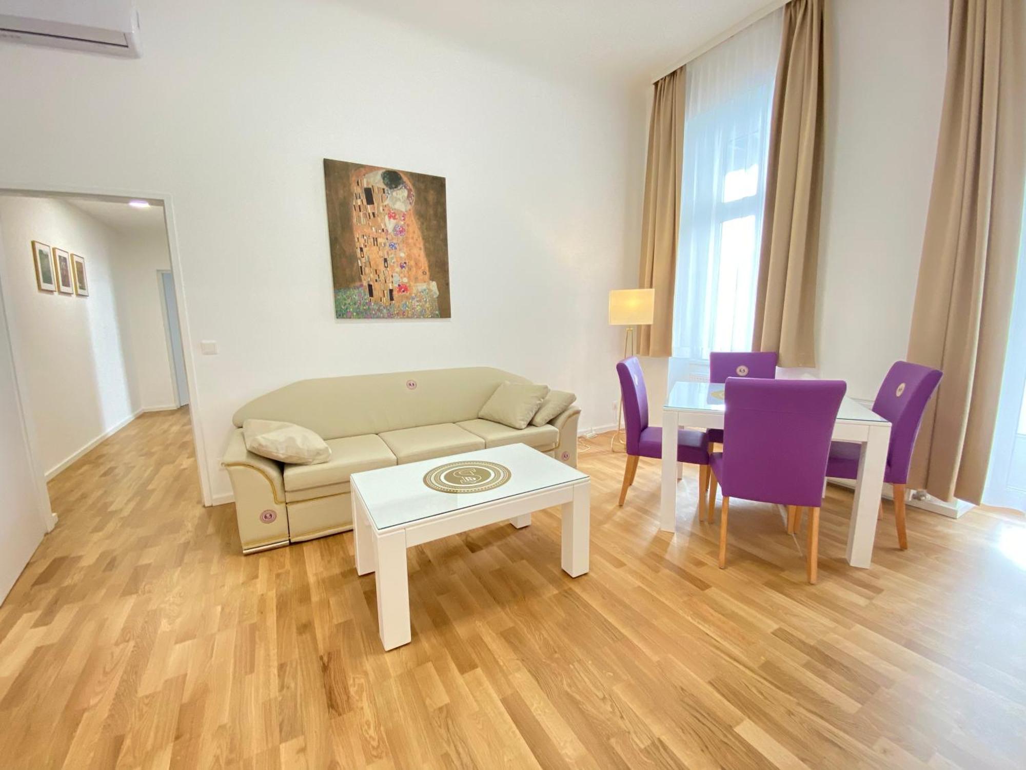 Steiner Residences Vienna Nestroyplatz ภายนอก รูปภาพ