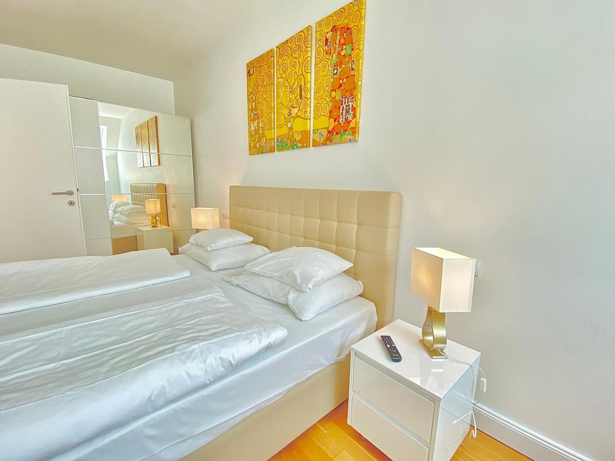 Steiner Residences Vienna Nestroyplatz ภายนอก รูปภาพ